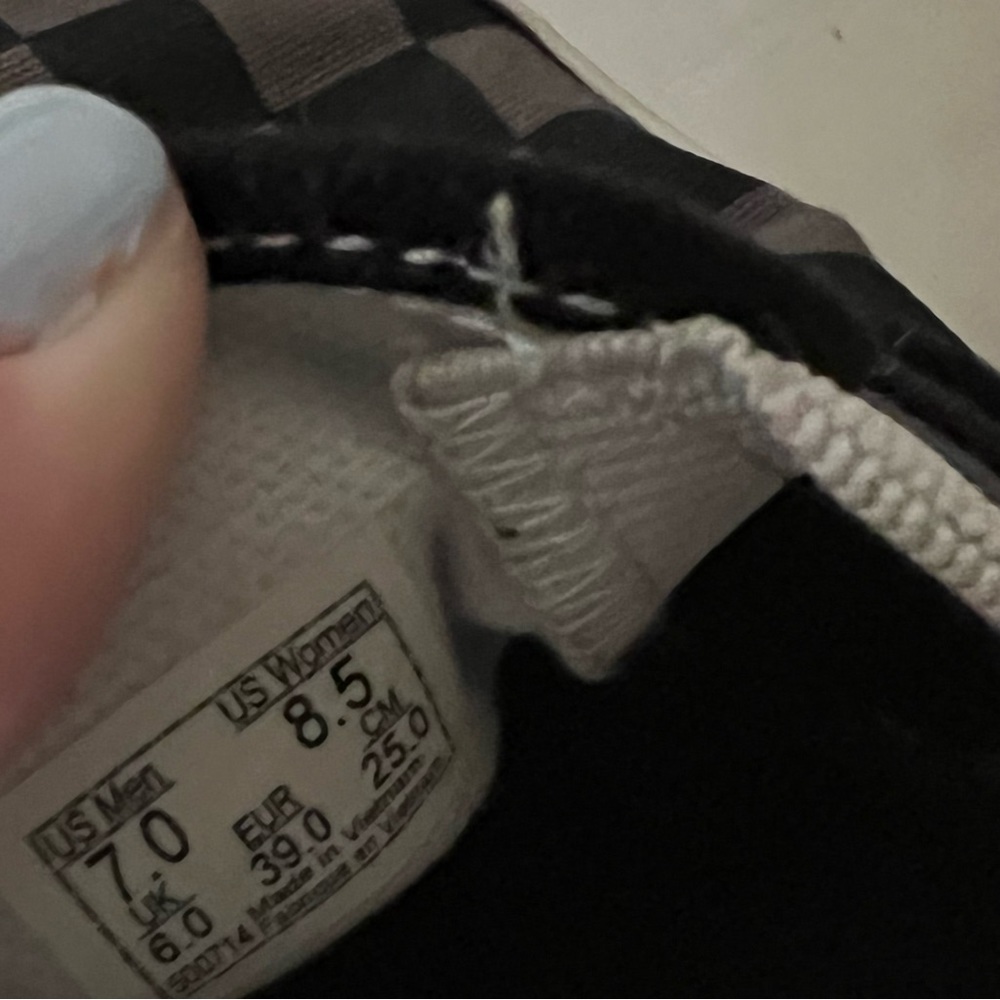 Vans - Picture 4 of 4